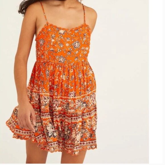 ⭐️ Hanna Rayon Scallop Babydoll Floral Boho Peasant Chic Hippie Hipster Dress - Picture 2 of 2